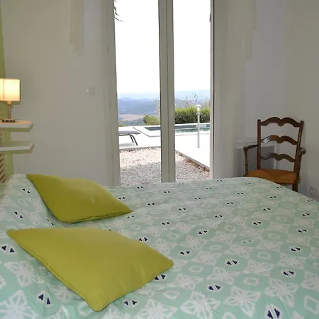Tranquil Vineyard Villa, Berlou, Cleaning Included Vila