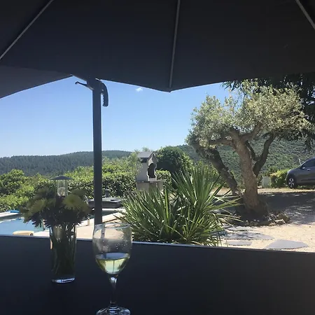 Tranquil Vineyard Villa, Berlou, Cleaning Included *