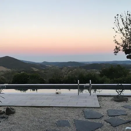 Tranquil Vineyard Villa, Berlou, Cleaning Included Vila *