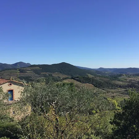 Tranquil Vineyard Villa, Berlou, Cleaning Included Vila *